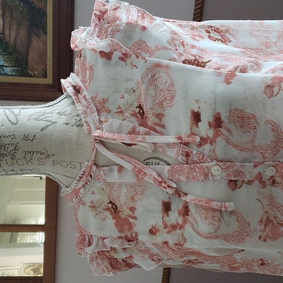 RW&Co Sleeveless Blouse - Picture 2 of 5